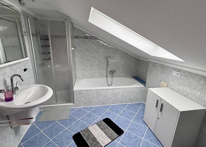 Monteurwohnung Nachreiner 아파트 *